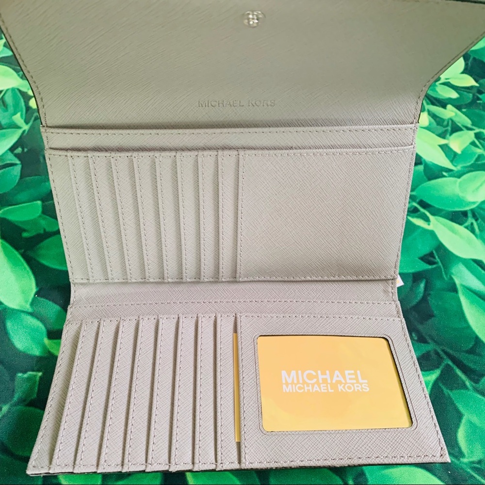 Michael Kors Trifold Wallet bright white gray new - Picture 4 of 7